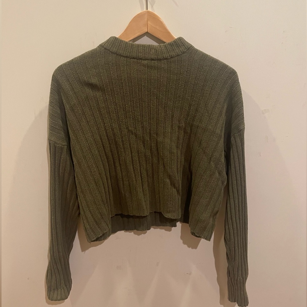Green Mock Neck Cropped Sweater